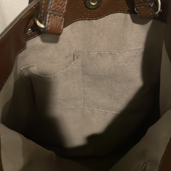 Vince camuto Cassia Leather Tote - Picture 7 of 7